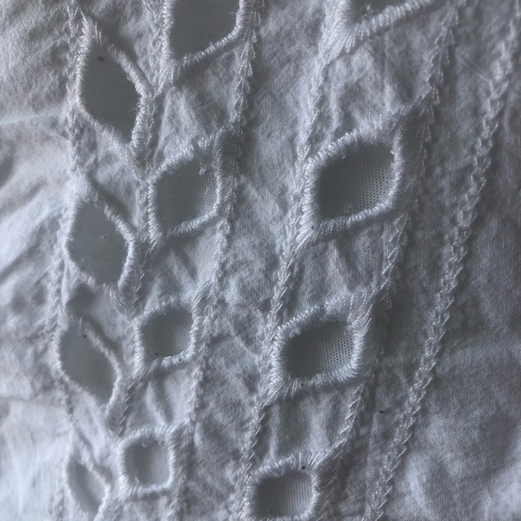 White tank with cut outs Zara - Picture 3 of 4